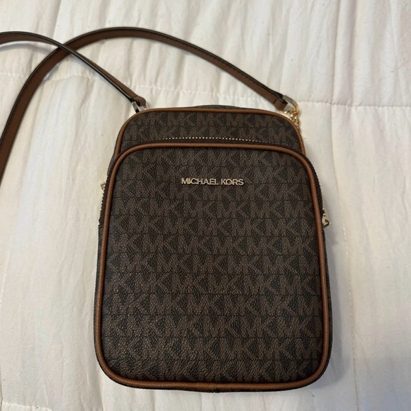 Michael Kors Handbags - Michael Kors Purse